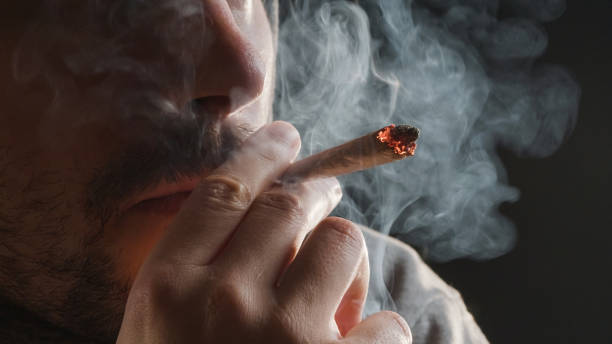 MARIJUANA ABUSE: WHAT IS GREENING OUT MEAN? Datos.org