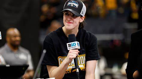 Caitlin Clark's Halftime Stats vs. Nebraska Are Stunningly Bad